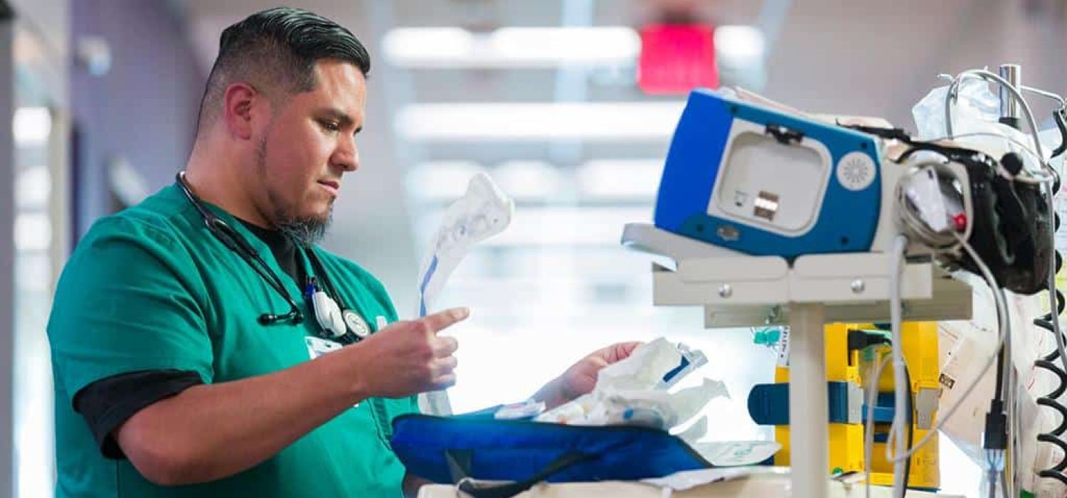 mccms-respiratory-therapist-1024X512-WF2522104_0049